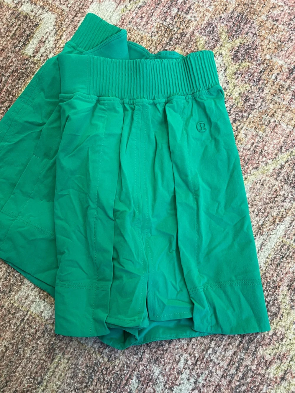Lululemon Stretch Woven Relaxed-Fit High-Rise Short 4